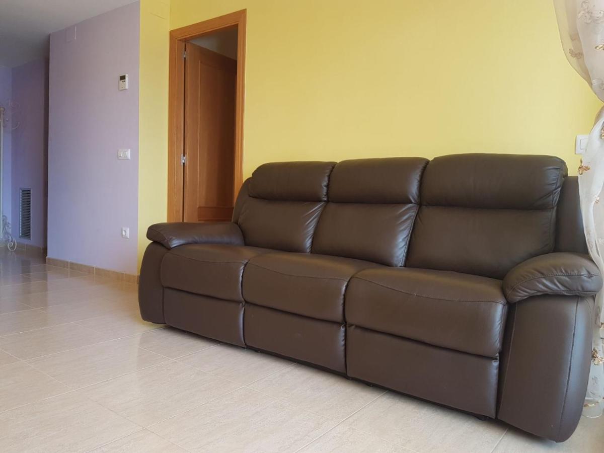 Magnifico Apartamento Junto Al Canal Principal. Емпуриабрава Екстериор снимка