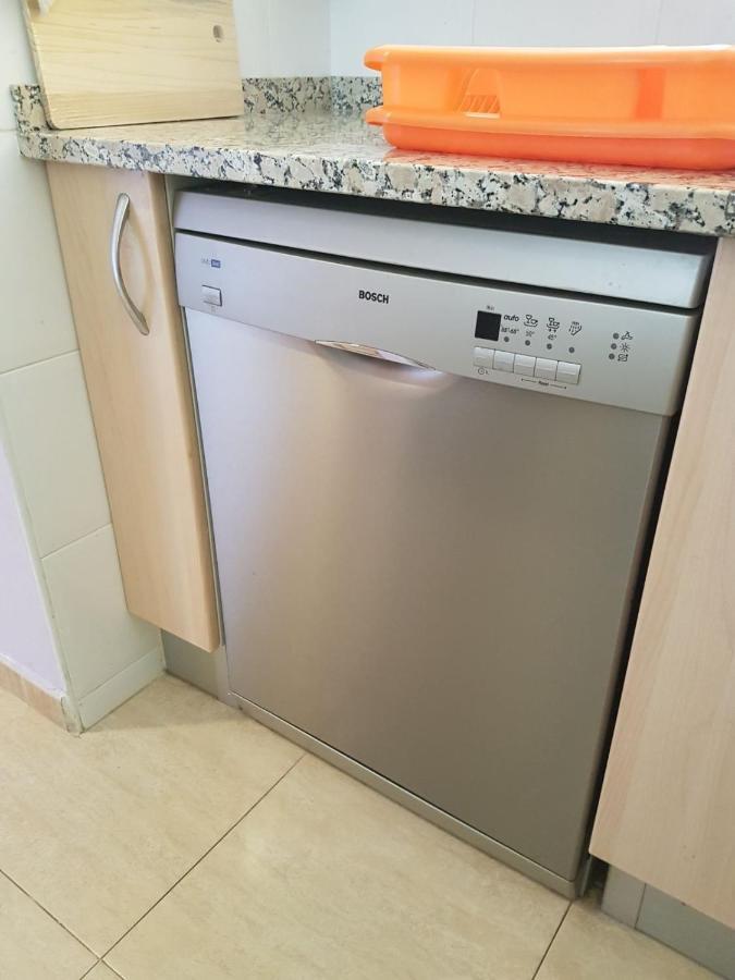 Magnifico Apartamento Junto Al Canal Principal. Емпуриабрава Екстериор снимка