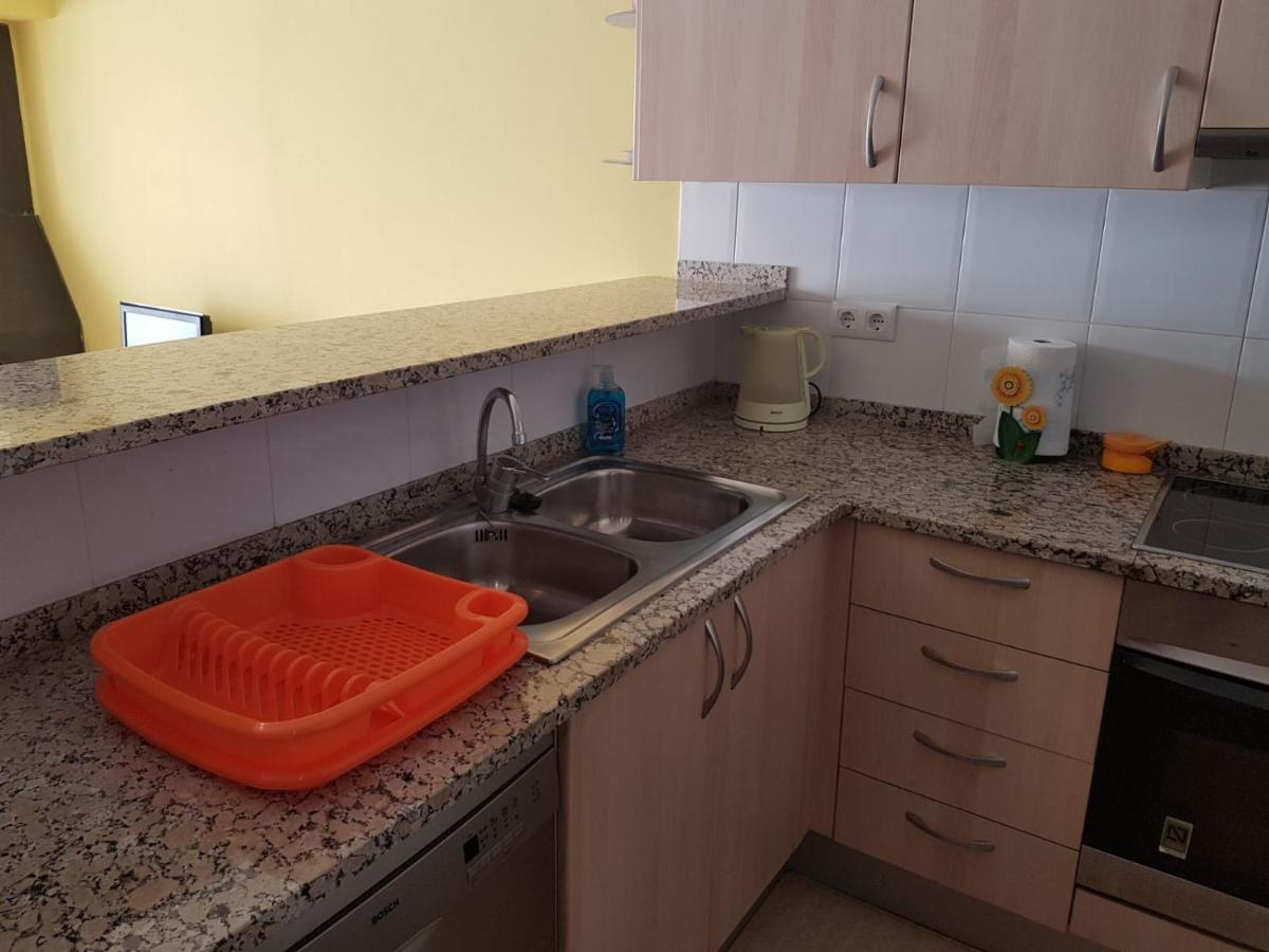 Magnifico Apartamento Junto Al Canal Principal. Емпуриабрава Екстериор снимка