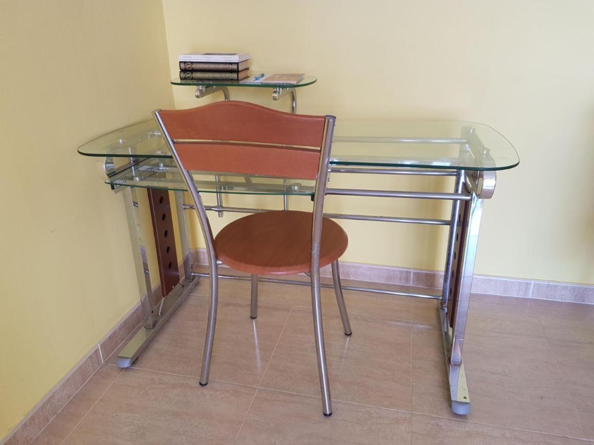 Magnifico Apartamento Junto Al Canal Principal. Емпуриабрава Екстериор снимка