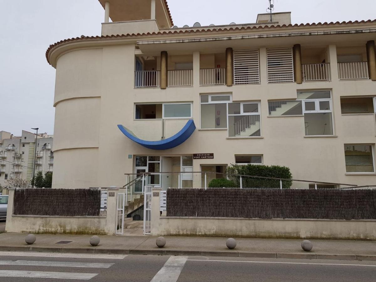 Magnifico Apartamento Junto Al Canal Principal. Емпуриабрава Екстериор снимка